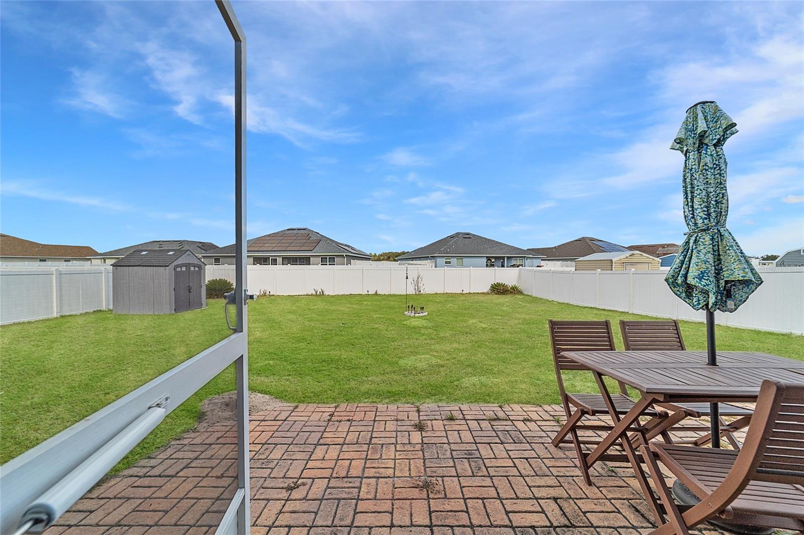 SUMMERCREST - Residential