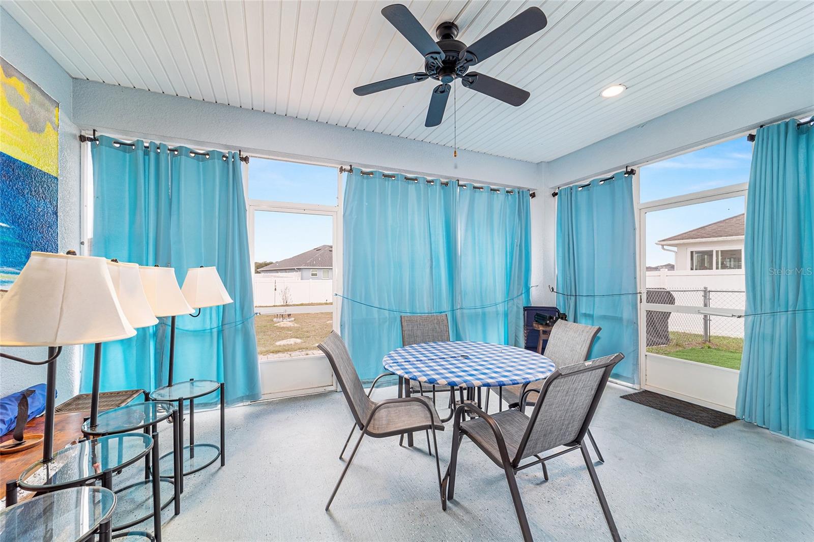 SUMMERCREST - Residential