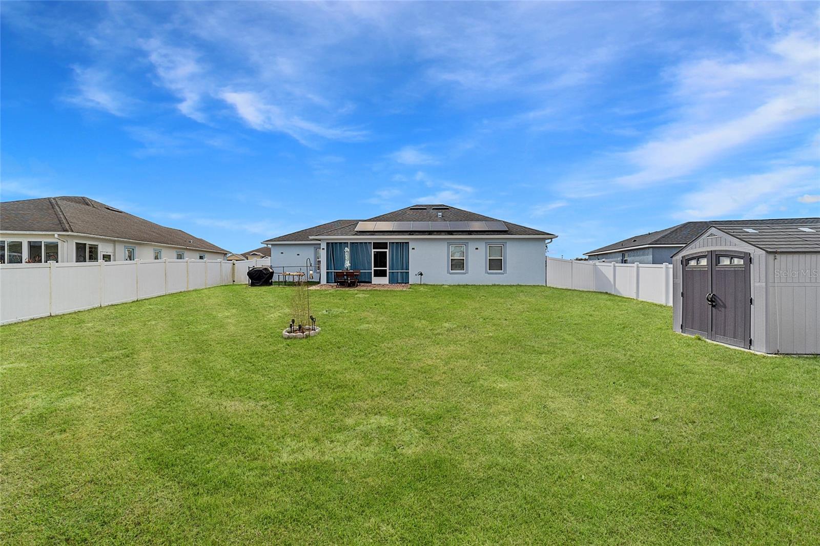 SUMMERCREST - Residential