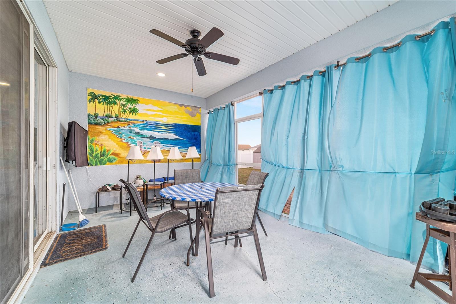 SUMMERCREST - Residential