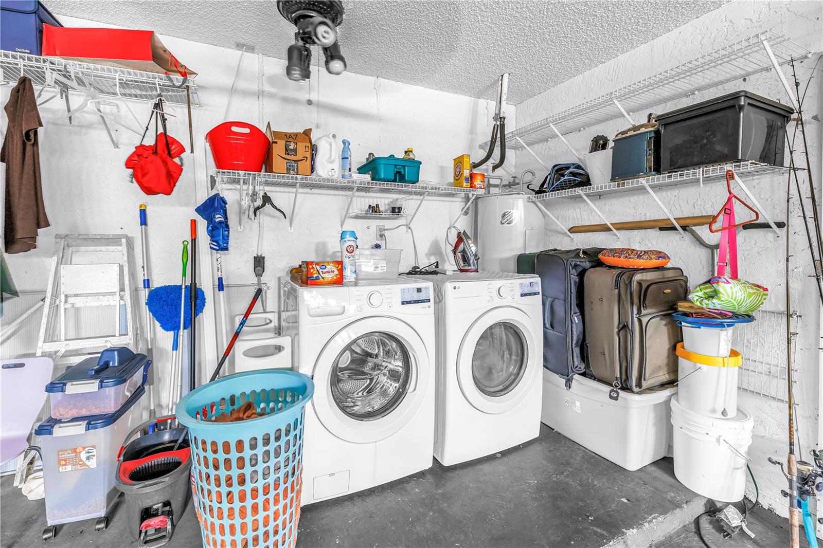 BONNIE BAY COUNTRY CLUB ESTATES PH 6 - Residential