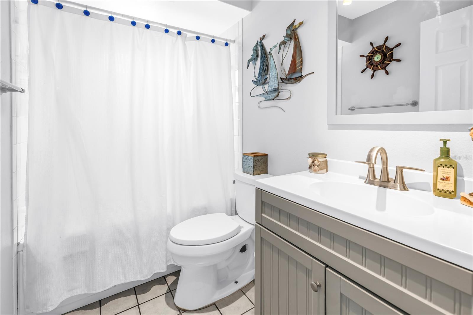 BONNIE BAY COUNTRY CLUB ESTATES PH 6 - Residential