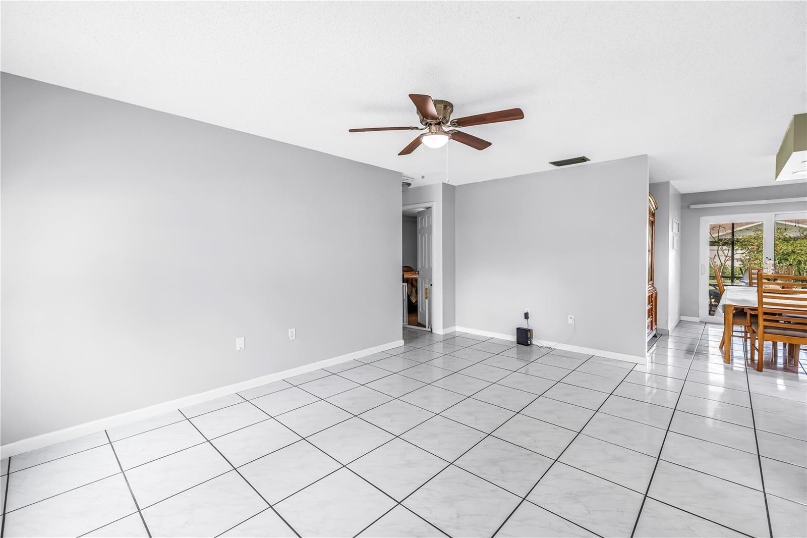 BONNIE BAY COUNTRY CLUB ESTATES PH 6 - Residential