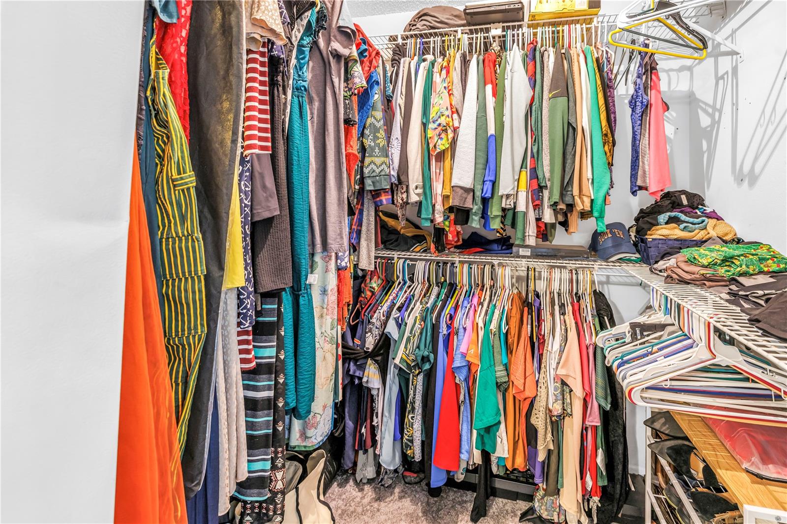 BONNIE BAY COUNTRY CLUB ESTATES PH 6 - Residential