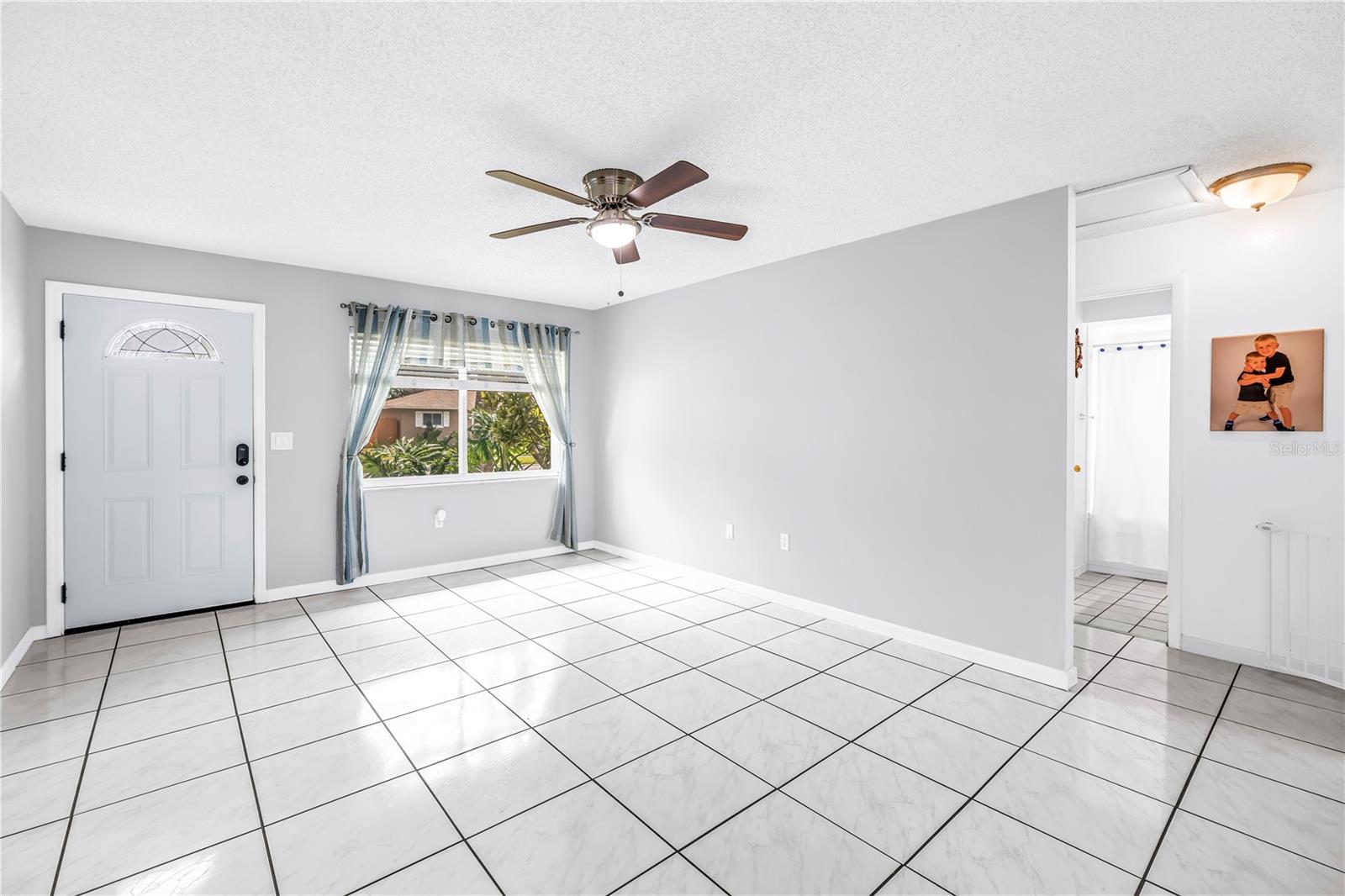 BONNIE BAY COUNTRY CLUB ESTATES PH 6 - Residential