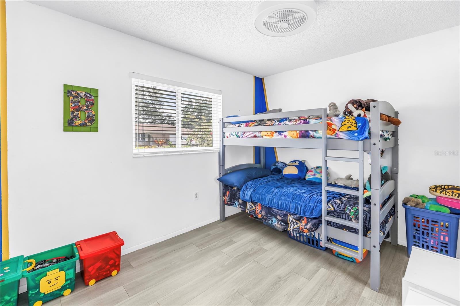 BONNIE BAY COUNTRY CLUB ESTATES PH 6 - Residential