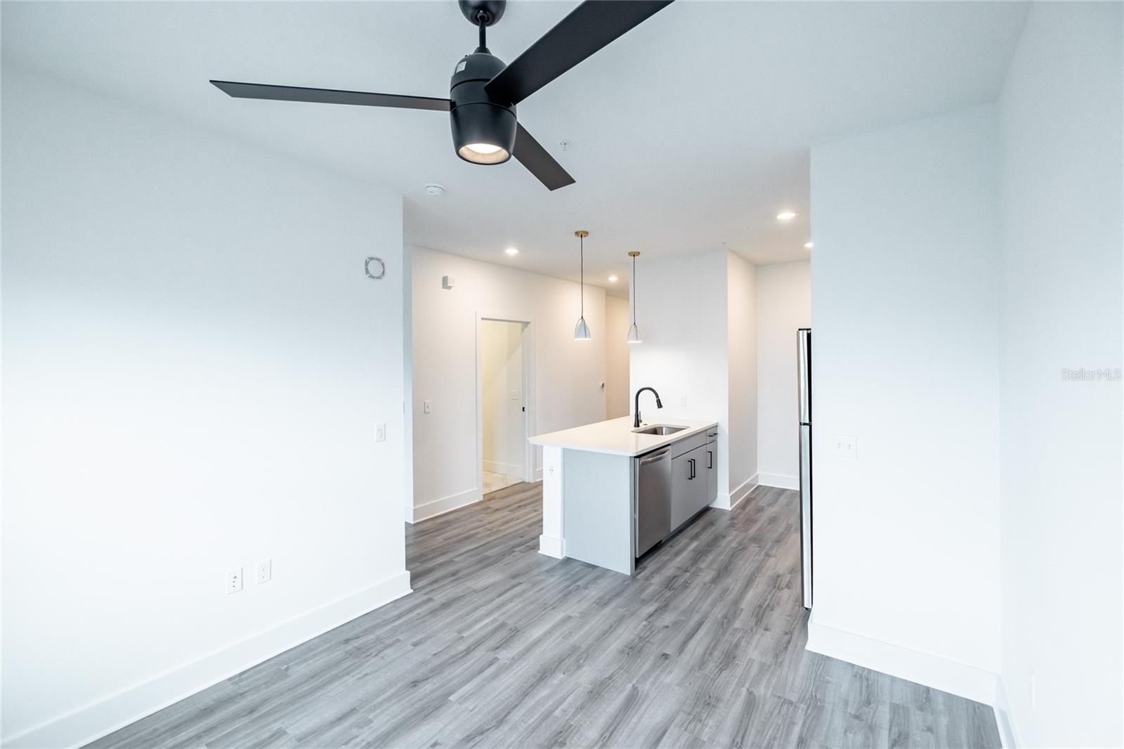THE ROW WATERSIDE - Residential Lease
