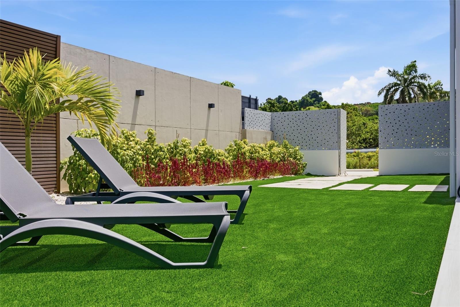 ST. ANTONELLA VILLAGE - Residential