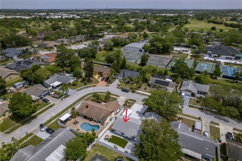 A home in SEMINOLE