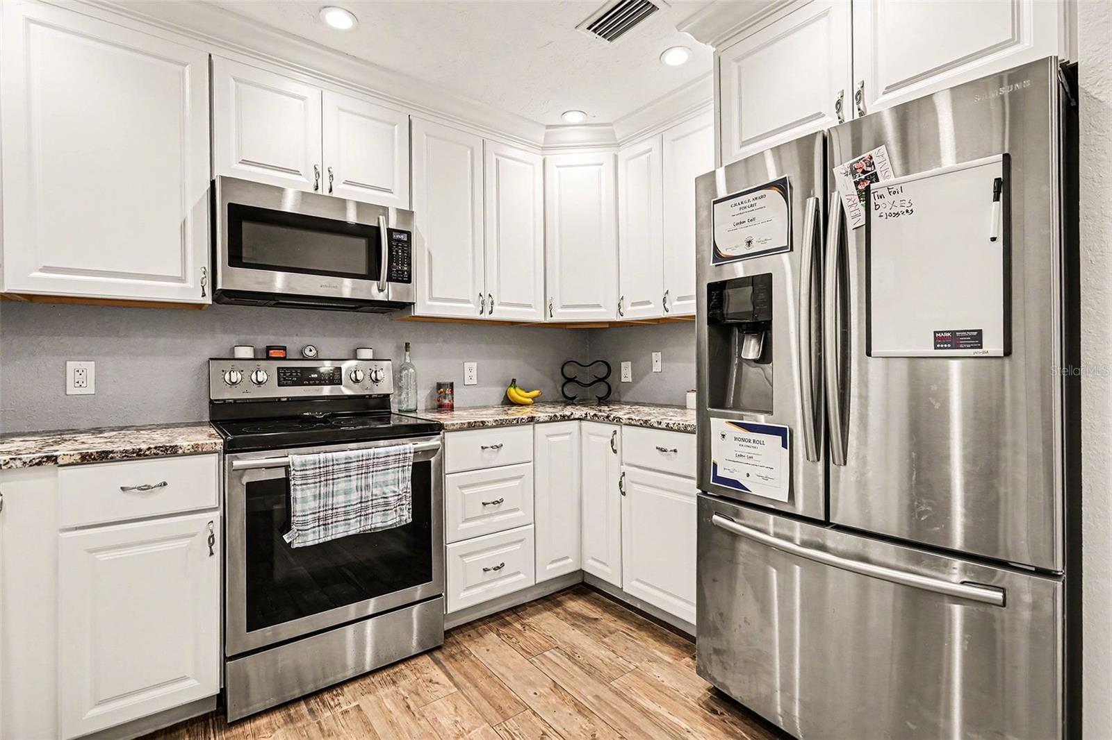 GULF GATE GARDENS - Residential