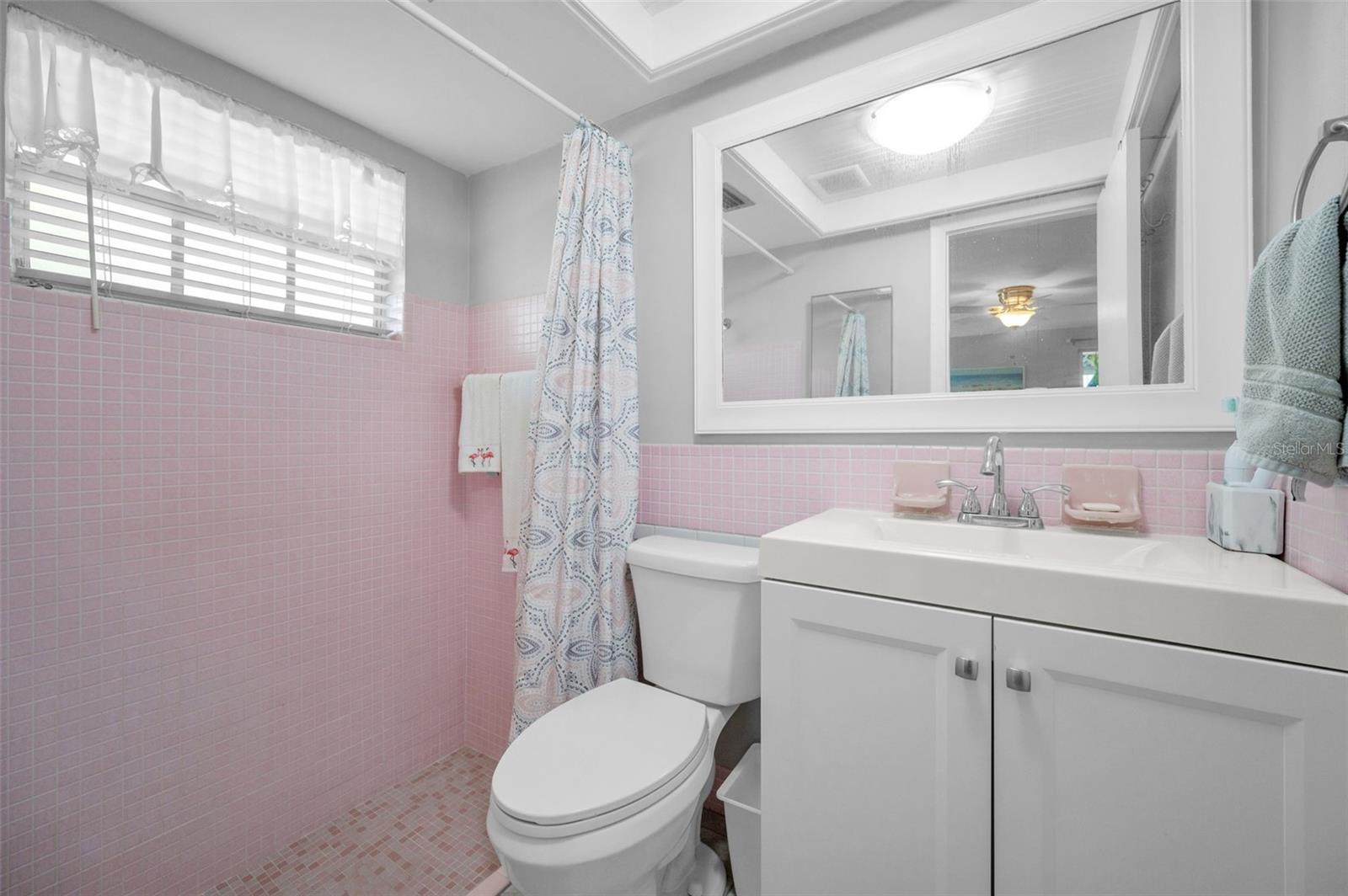 GARDENS OF BEACON SQUARE CONDO - Residential