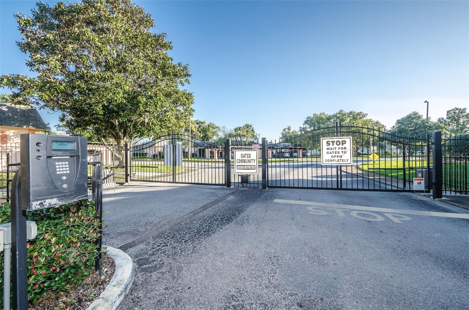 GARDENS OF BEACON SQUARE CONDO - Residential