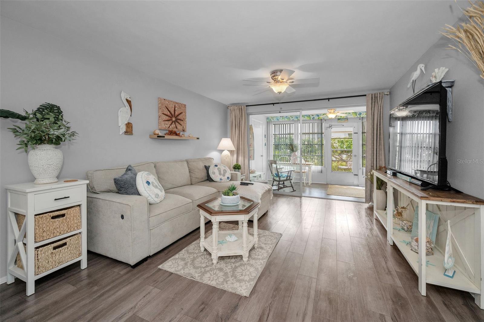 GARDENS OF BEACON SQUARE CONDO - Residential