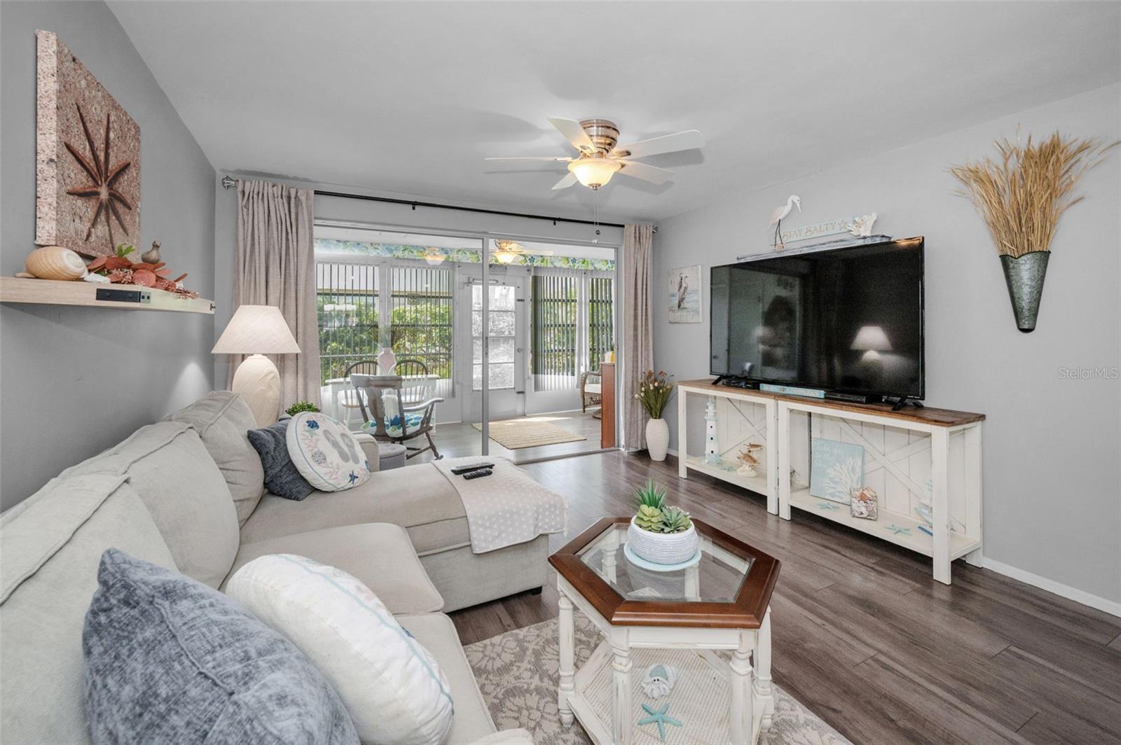 GARDENS OF BEACON SQUARE CONDO - Residential