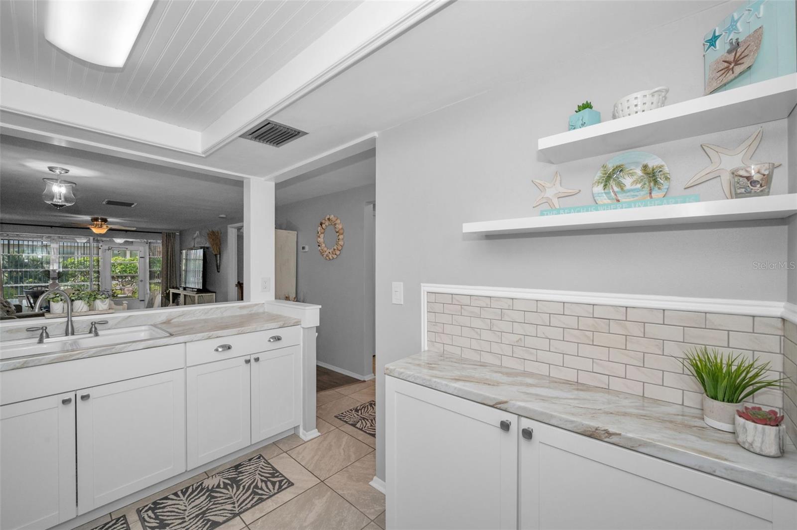 GARDENS OF BEACON SQUARE CONDO - Residential