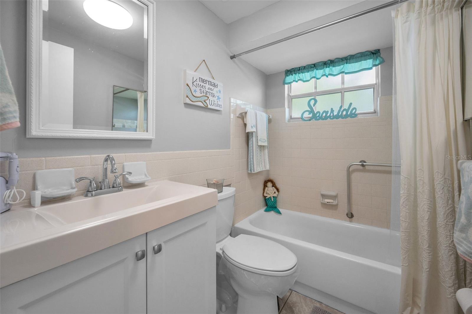 GARDENS OF BEACON SQUARE CONDO - Residential