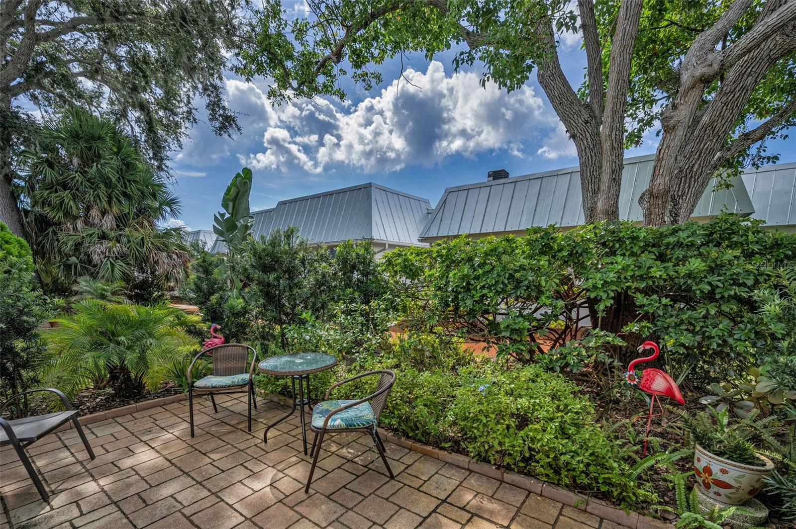 GARDENS OF BEACON SQUARE CONDO - Residential