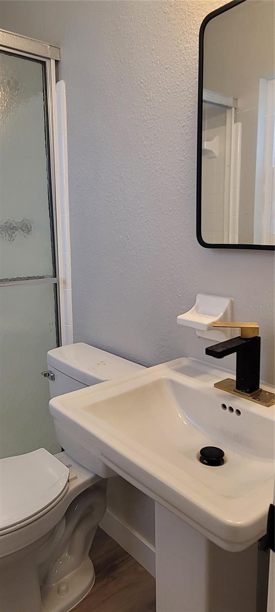 OAKHURST GROVES 1ST ADD - Residential Lease