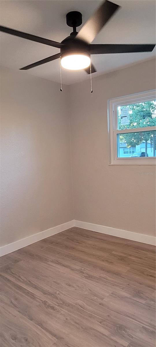 OAKHURST GROVES 1ST ADD - Residential Lease