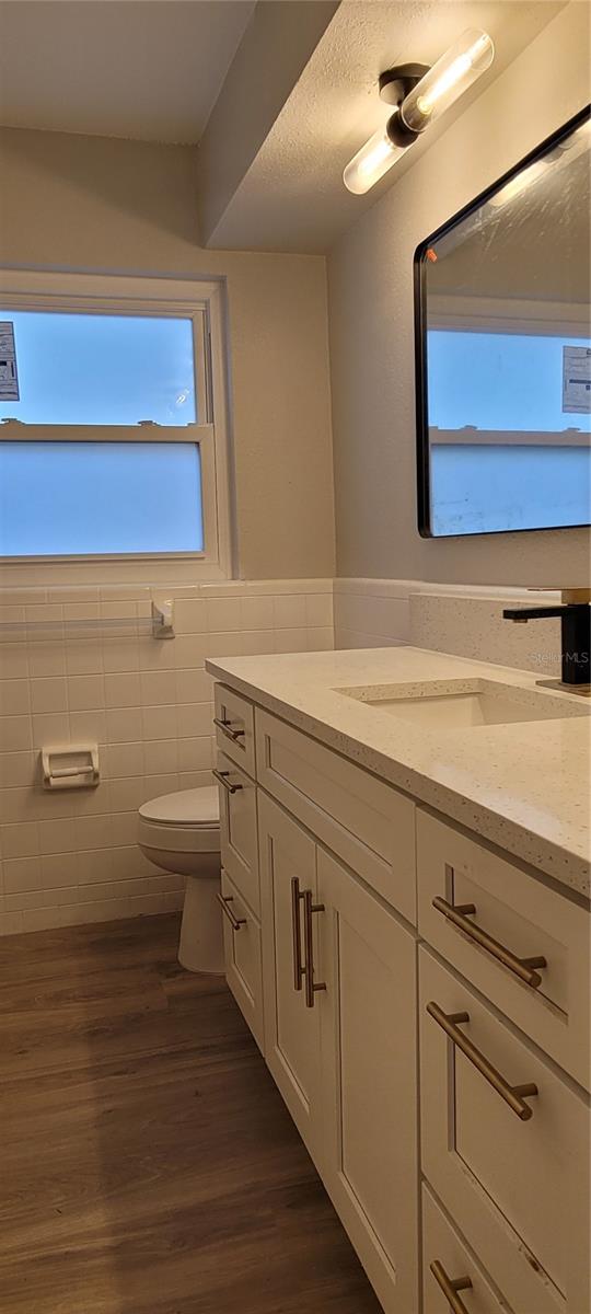 OAKHURST GROVES 1ST ADD - Residential Lease