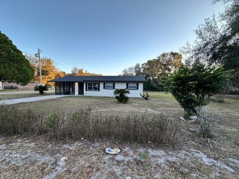 2863 COUNTY ROAD 238 238 WILDWOOD FL 34785