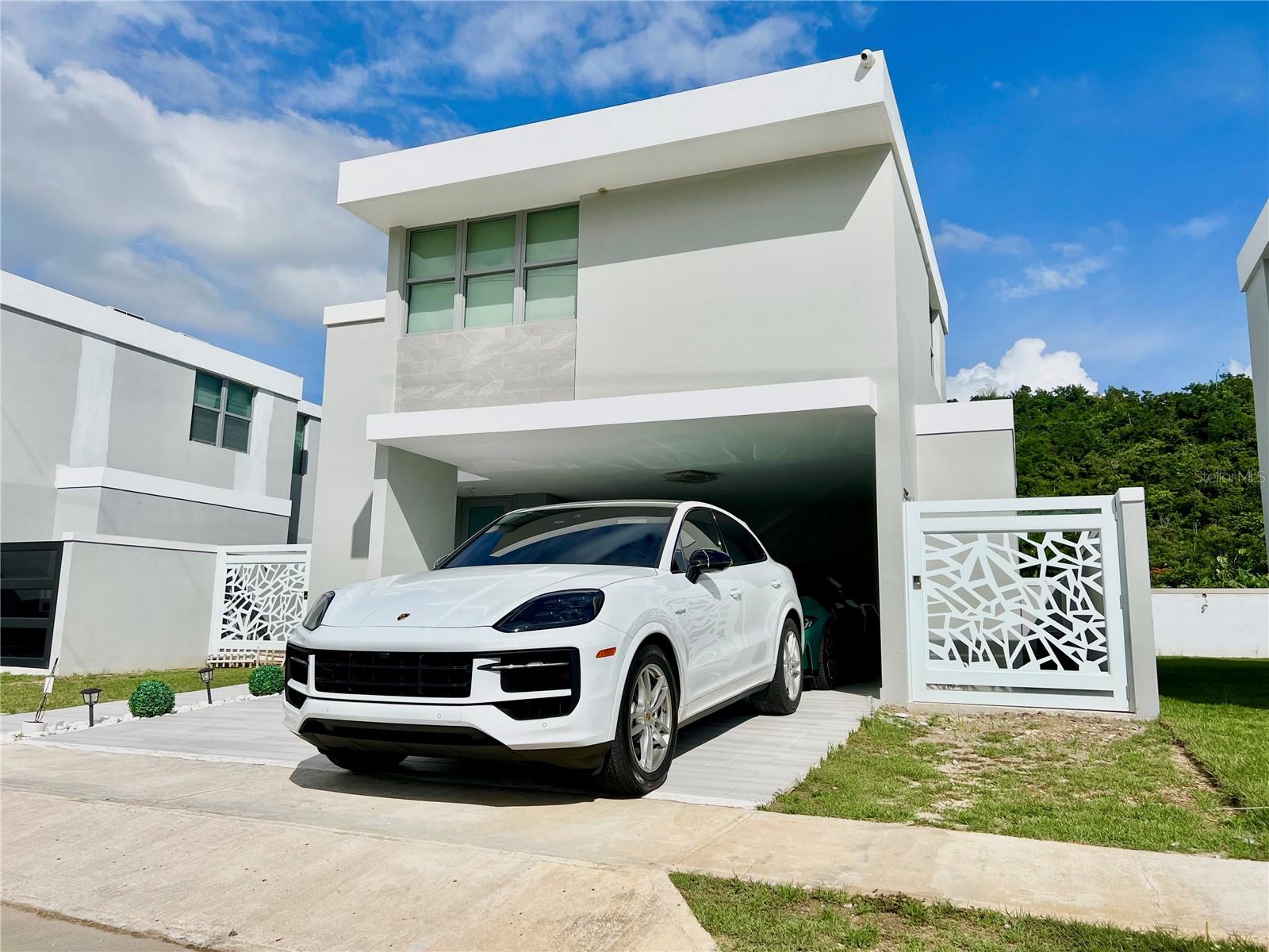 J-26 URB.VISTAS DE SAN JOSE