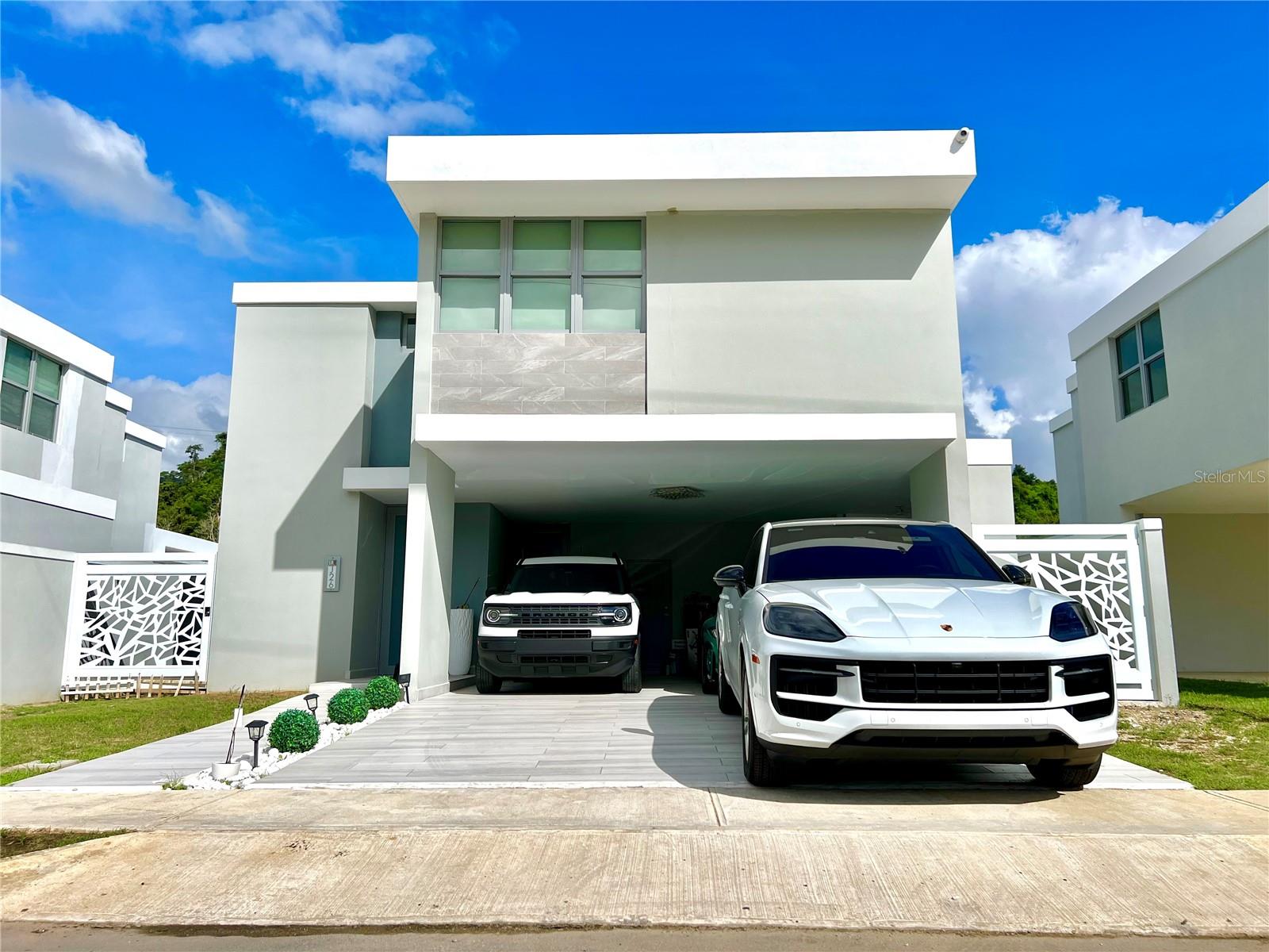 J-26 URB.VISTAS DE SAN JOSE