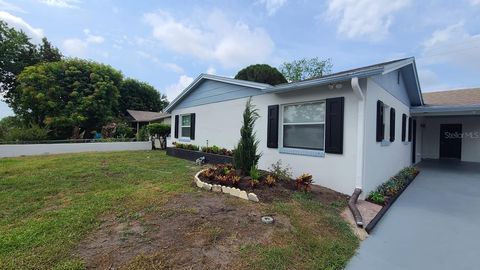 Photo of Orlando, FL 32811 (MLS # O6380801)