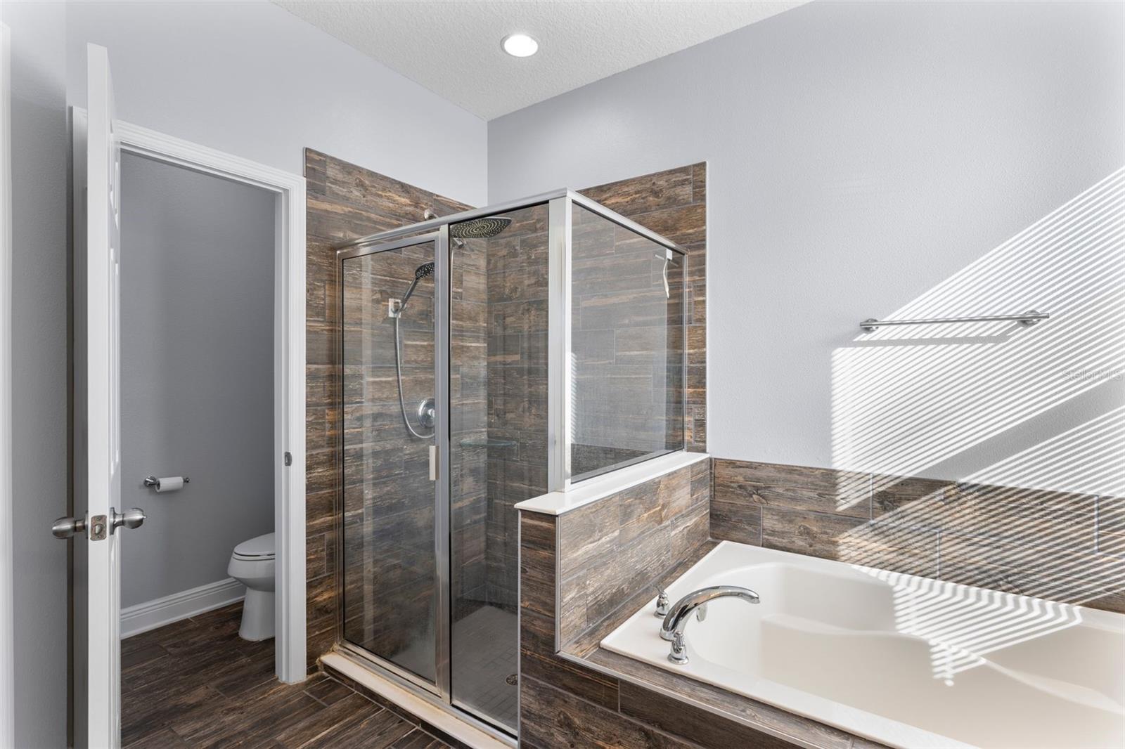 CLEAR LAKE LNDG - Residential