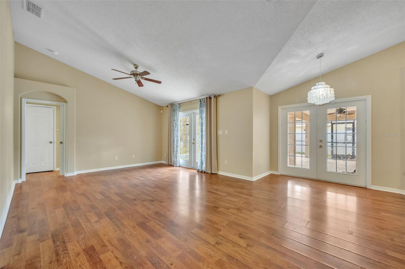 ORANGE TREE PH I SUB - Residential