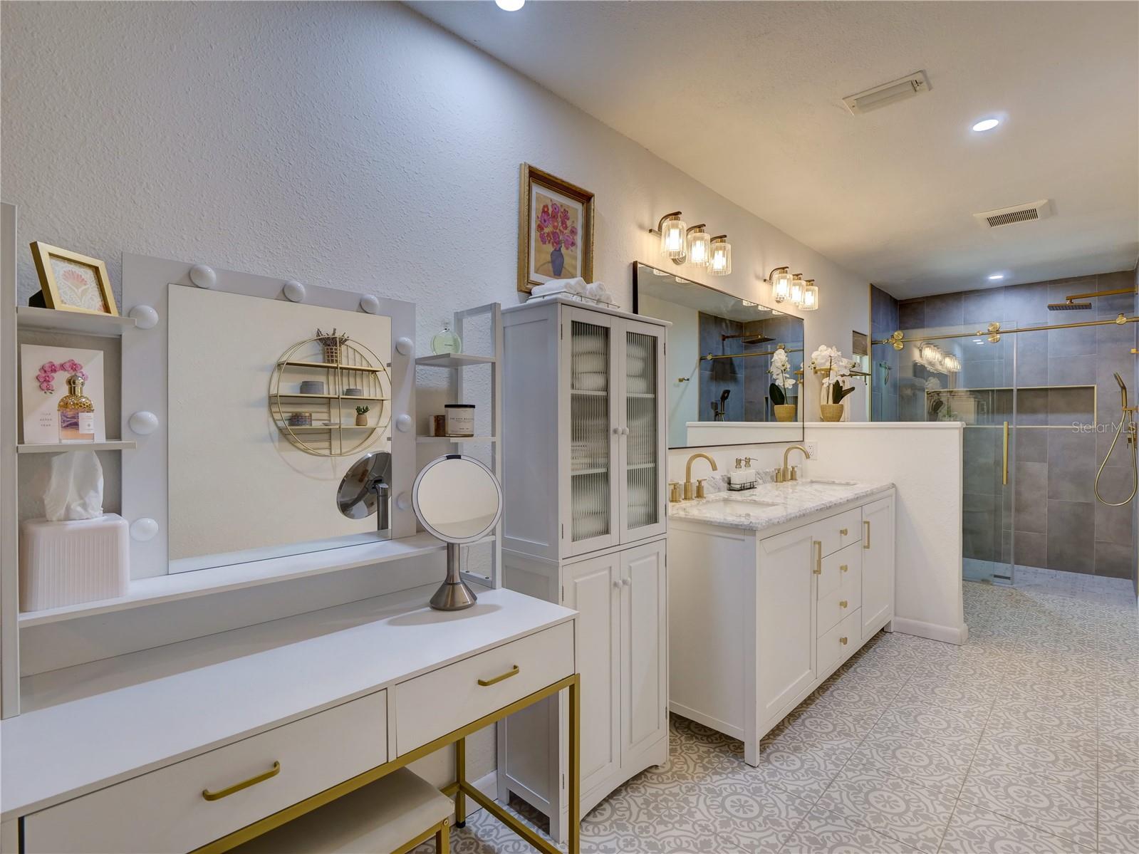 WINTER PARK PINES - Residential