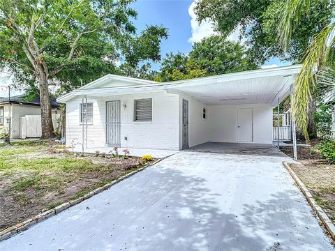Photo of 3512 N 10th Street, Tampa, FL 33605 (MLS # TB8441076) Photo of 3512 N 10th Street, Tampa, FL 33605 (MLS # TB8441076)