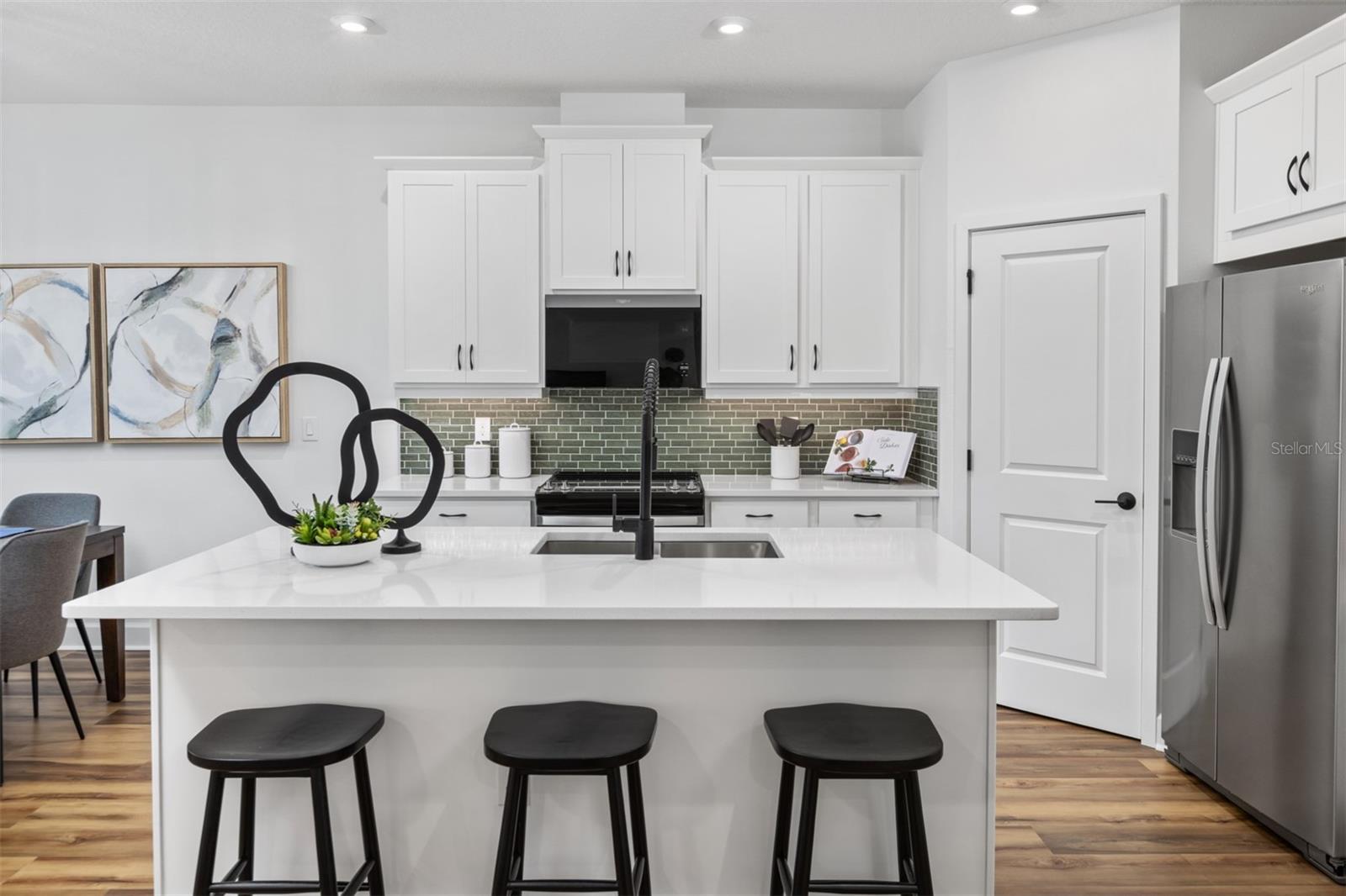 RAINWOOD - Residential