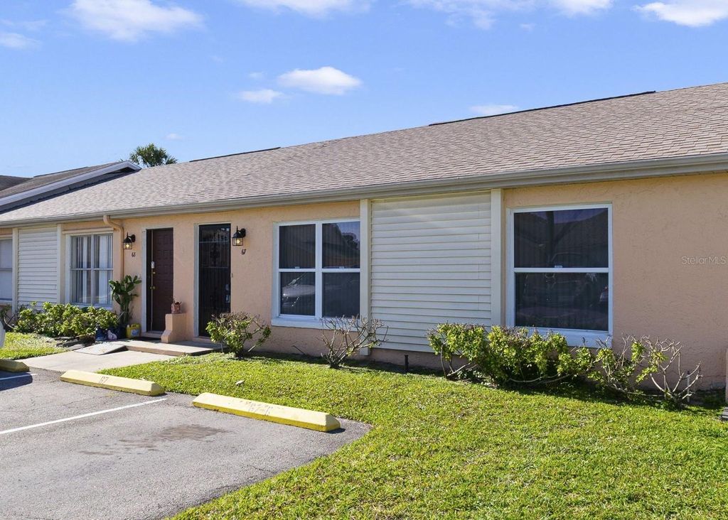 Photo of 67 E Country Cove Way, Kissimmee, FL 34743 (MLS # O6401366)