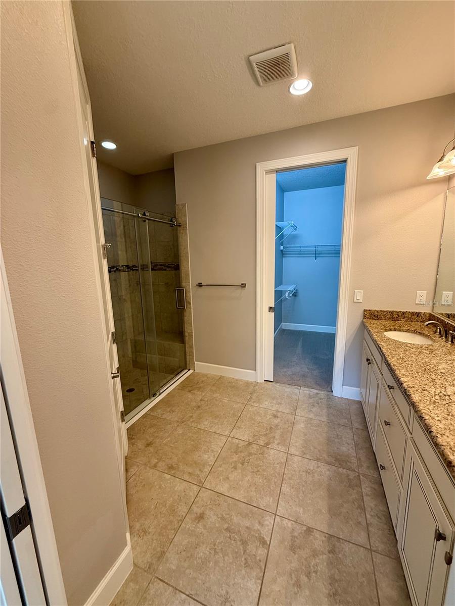 COBBLESTONE ON PALMER RANCH - Residential Lease