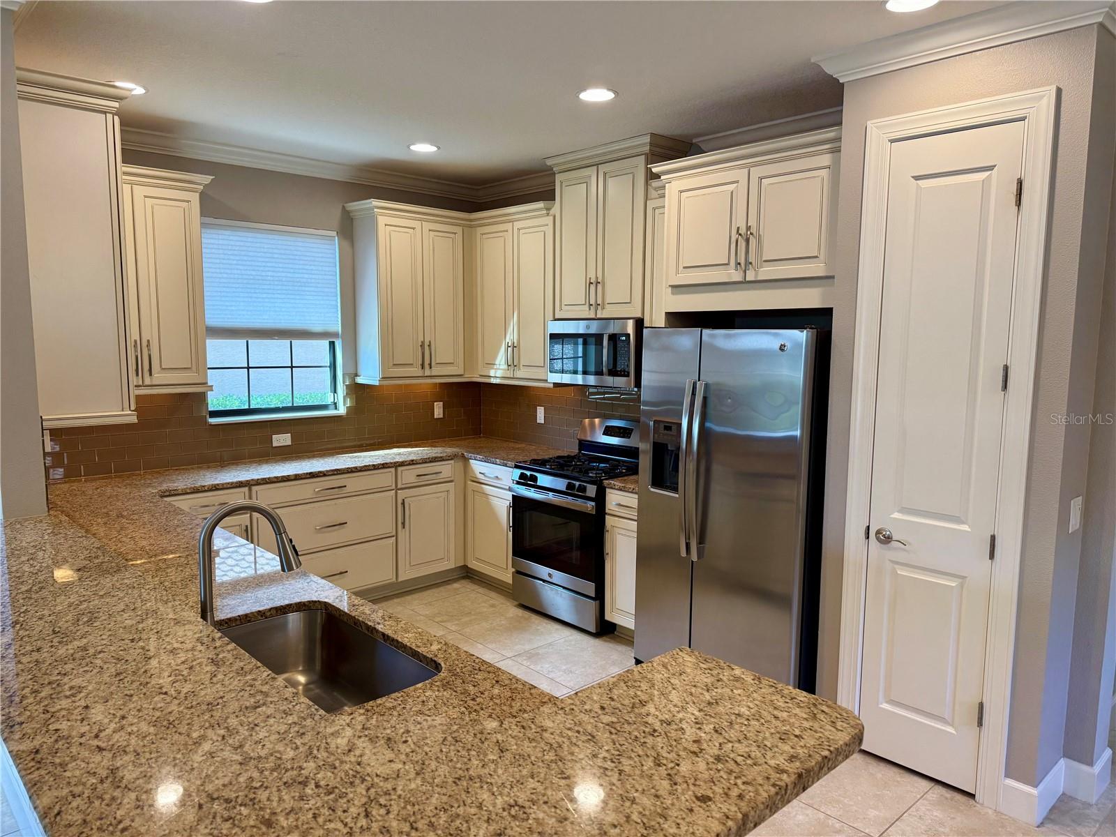 COBBLESTONE ON PALMER RANCH - Residential Lease