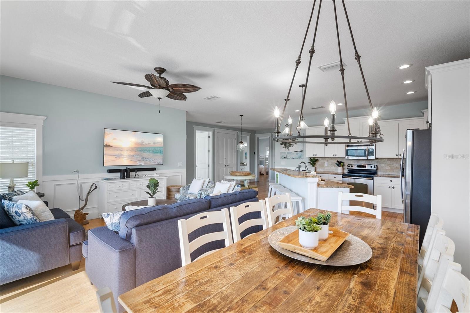 WEST WIND SHORES - Residential