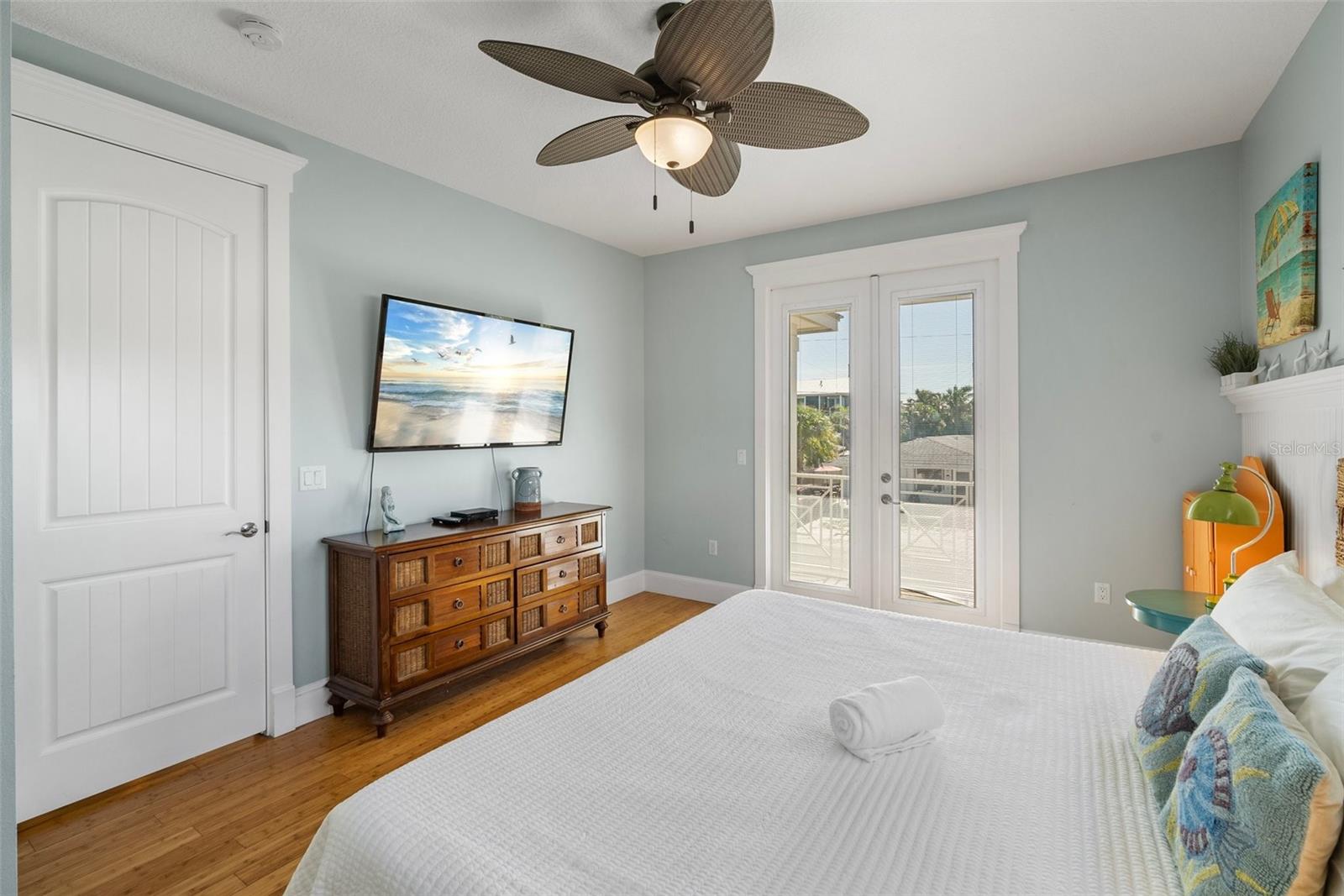 WEST WIND SHORES - Residential