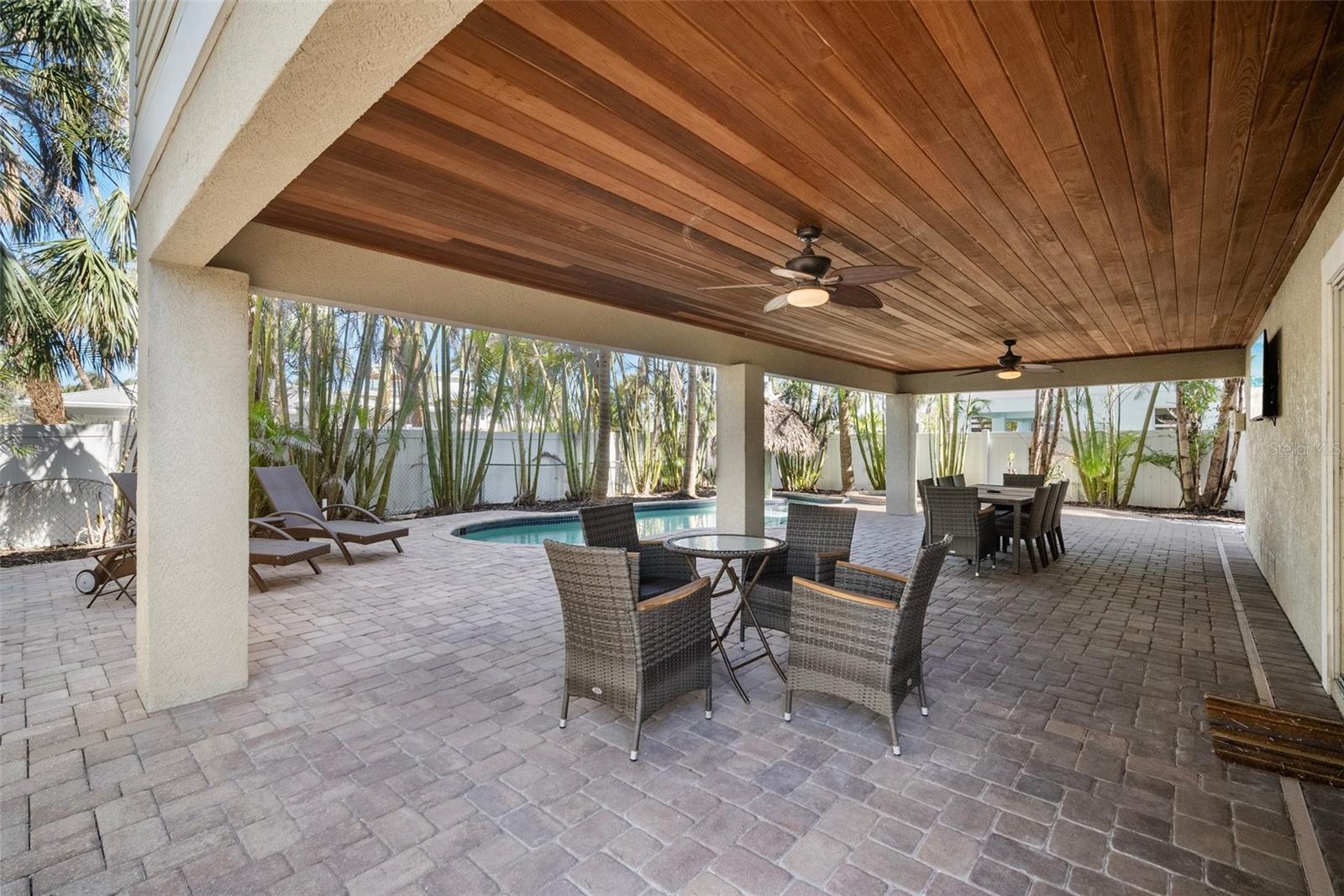 WEST WIND SHORES - Residential