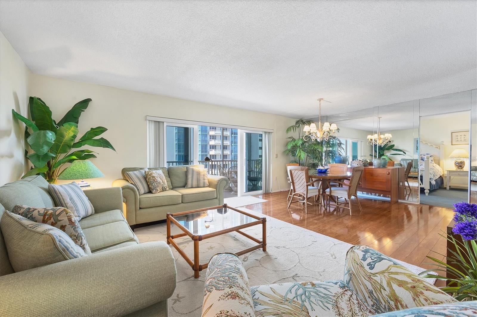 800 BENJAMIN FRANKLIN DRIVE 607