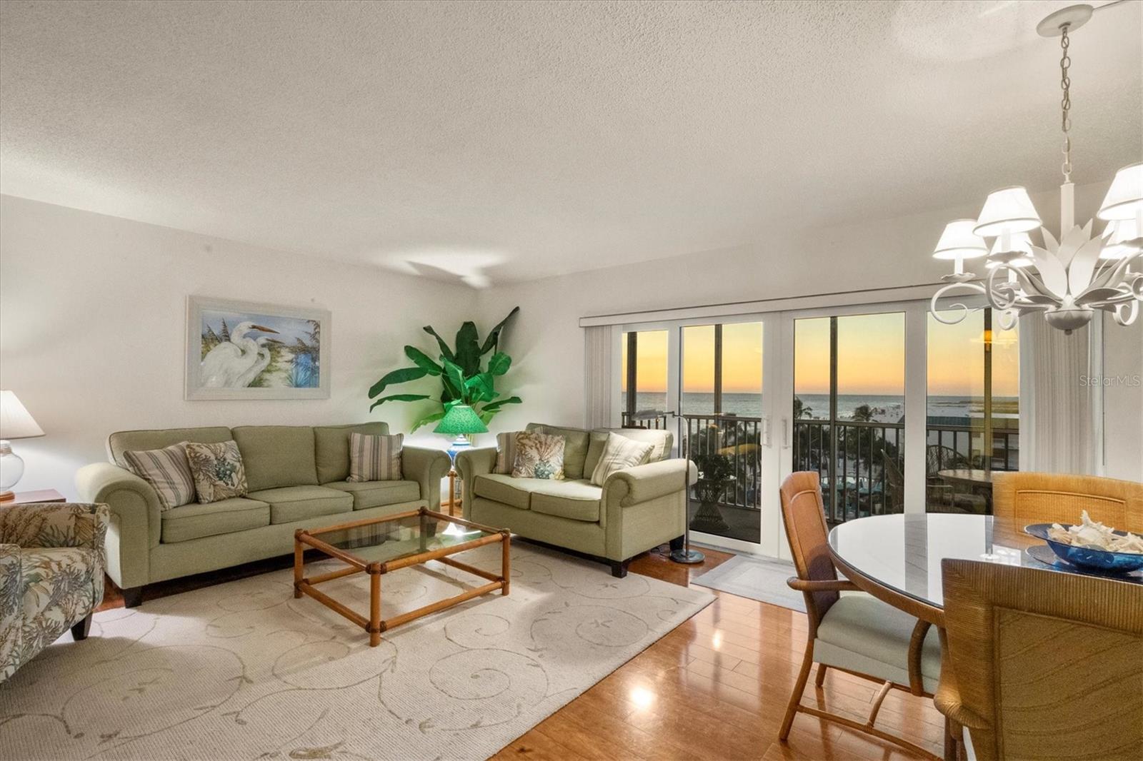 LIDO AMBASSADOR - Residential