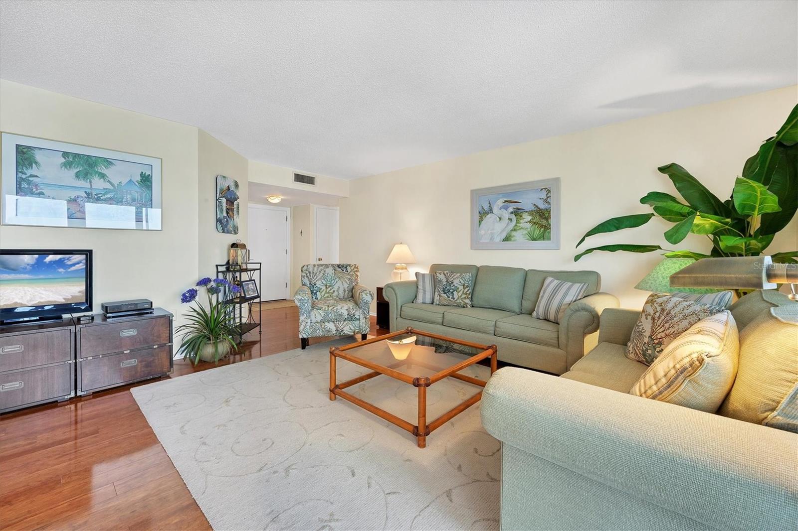 LIDO AMBASSADOR - Residential