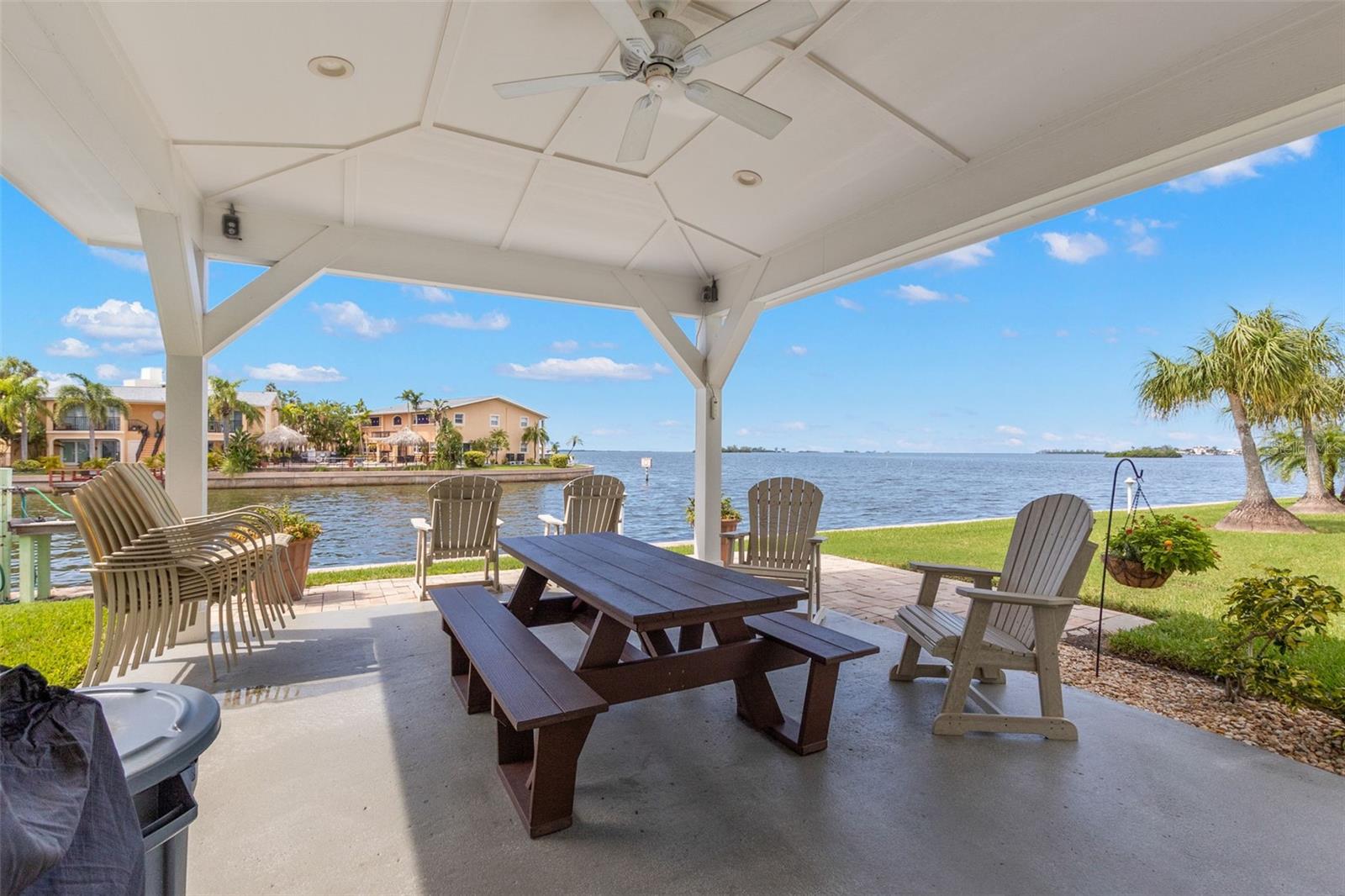 DOLPHIN POINTE OF DUNEDIN CONDO - Residential