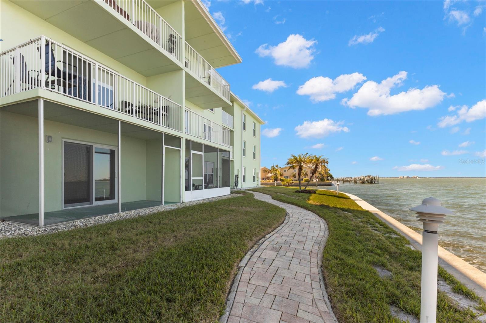 DOLPHIN POINTE OF DUNEDIN CONDO - Residential
