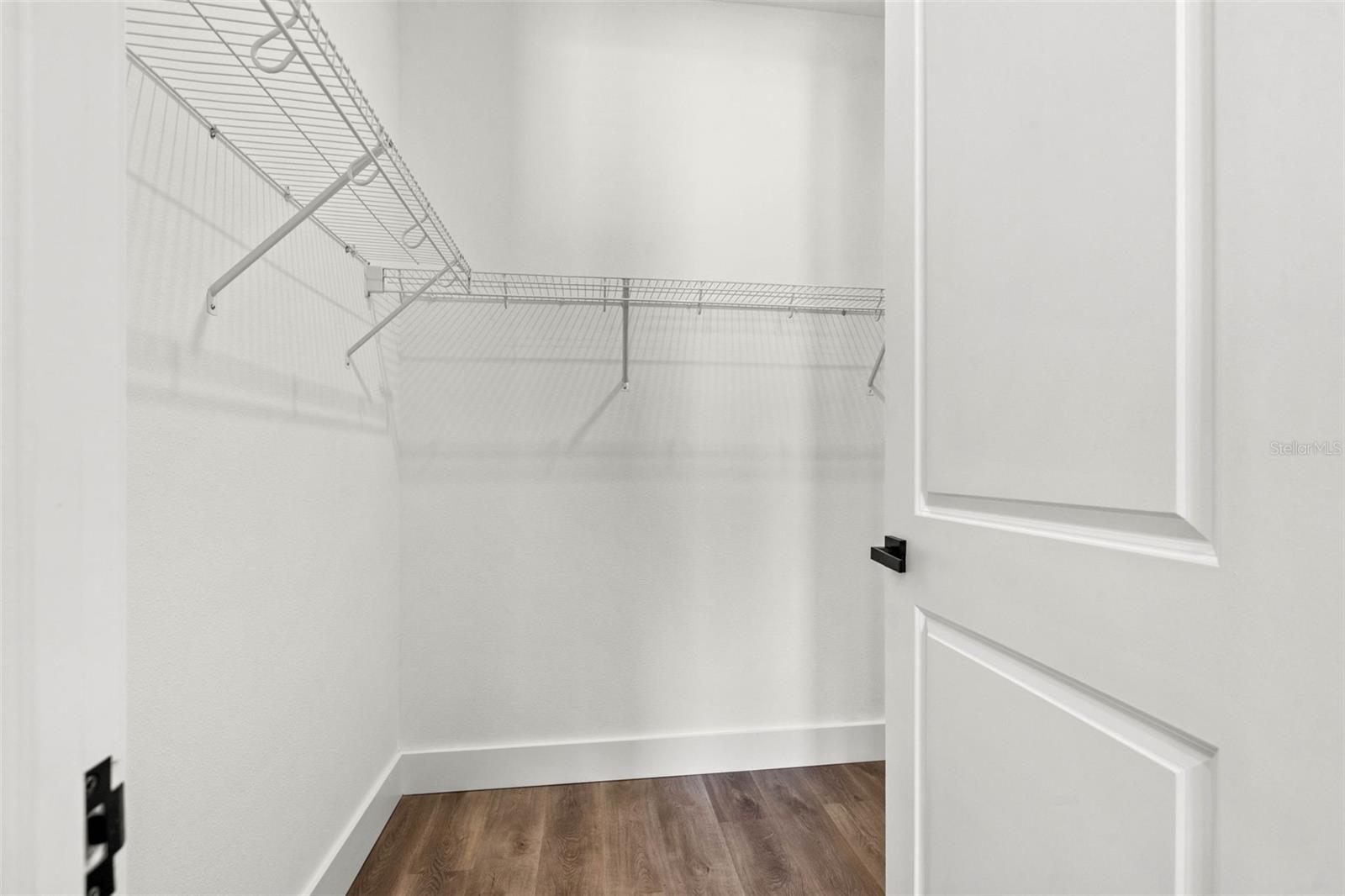 WILLOW TERRACE TWNHMS 8 - Residential Lease