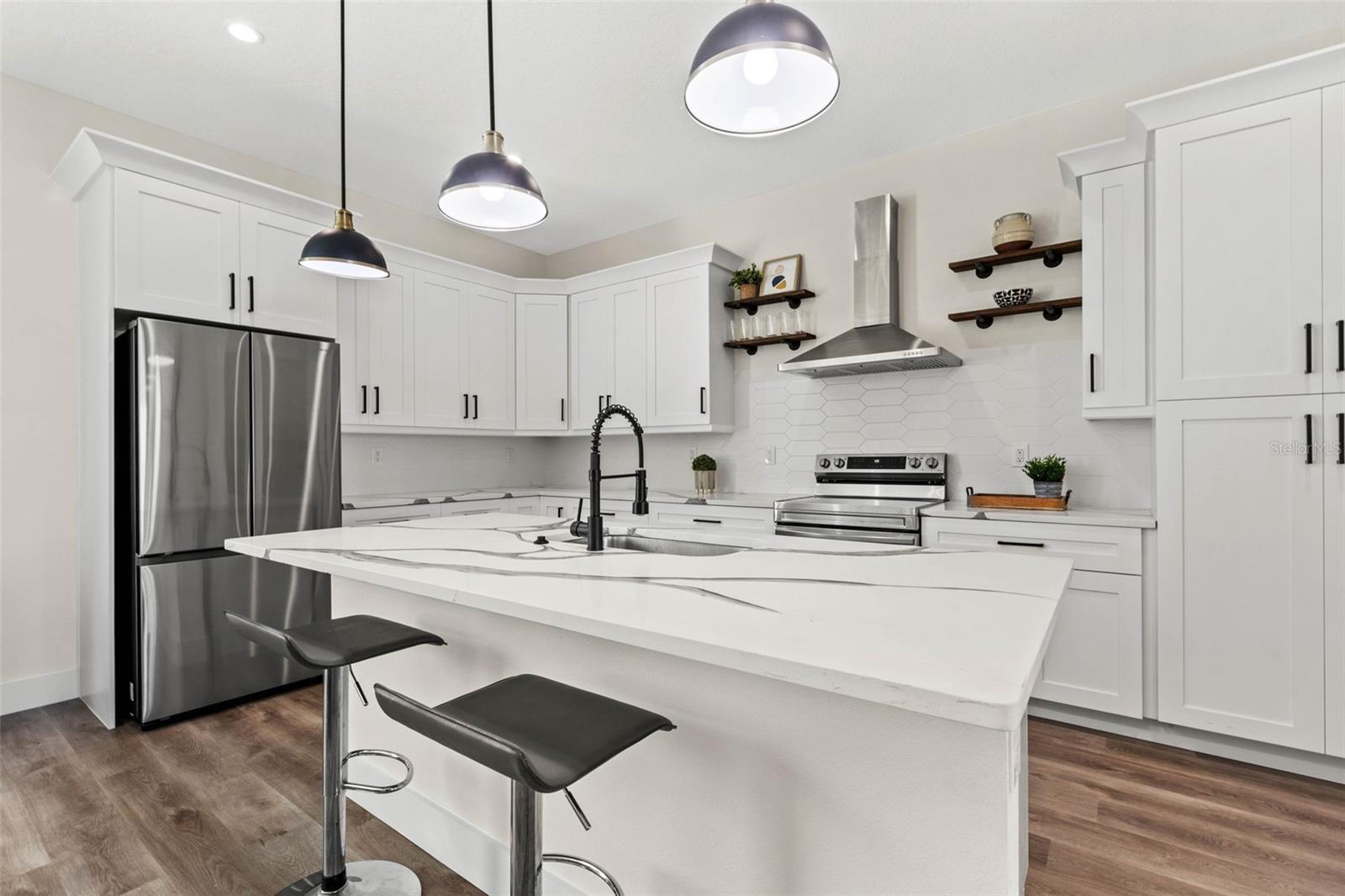 WILLOW TERRACE TWNHMS 8 - Residential Lease