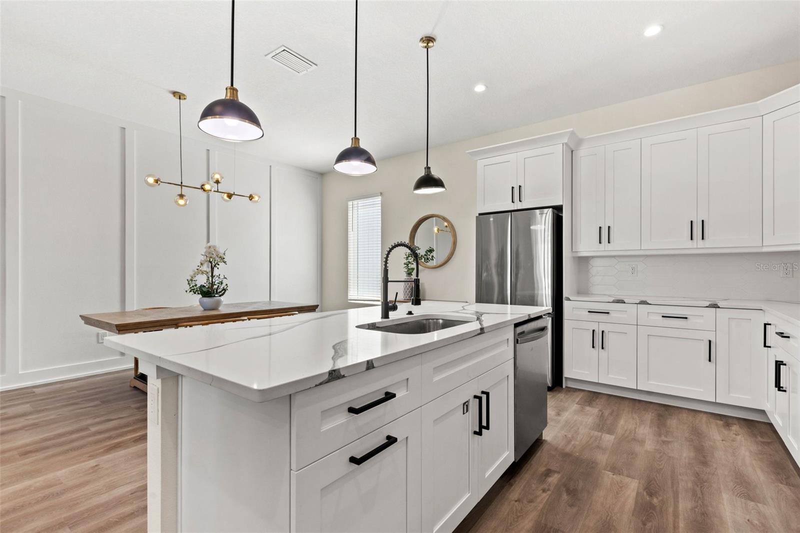 WILLOW TERRACE TWNHMS 8 - Residential Lease