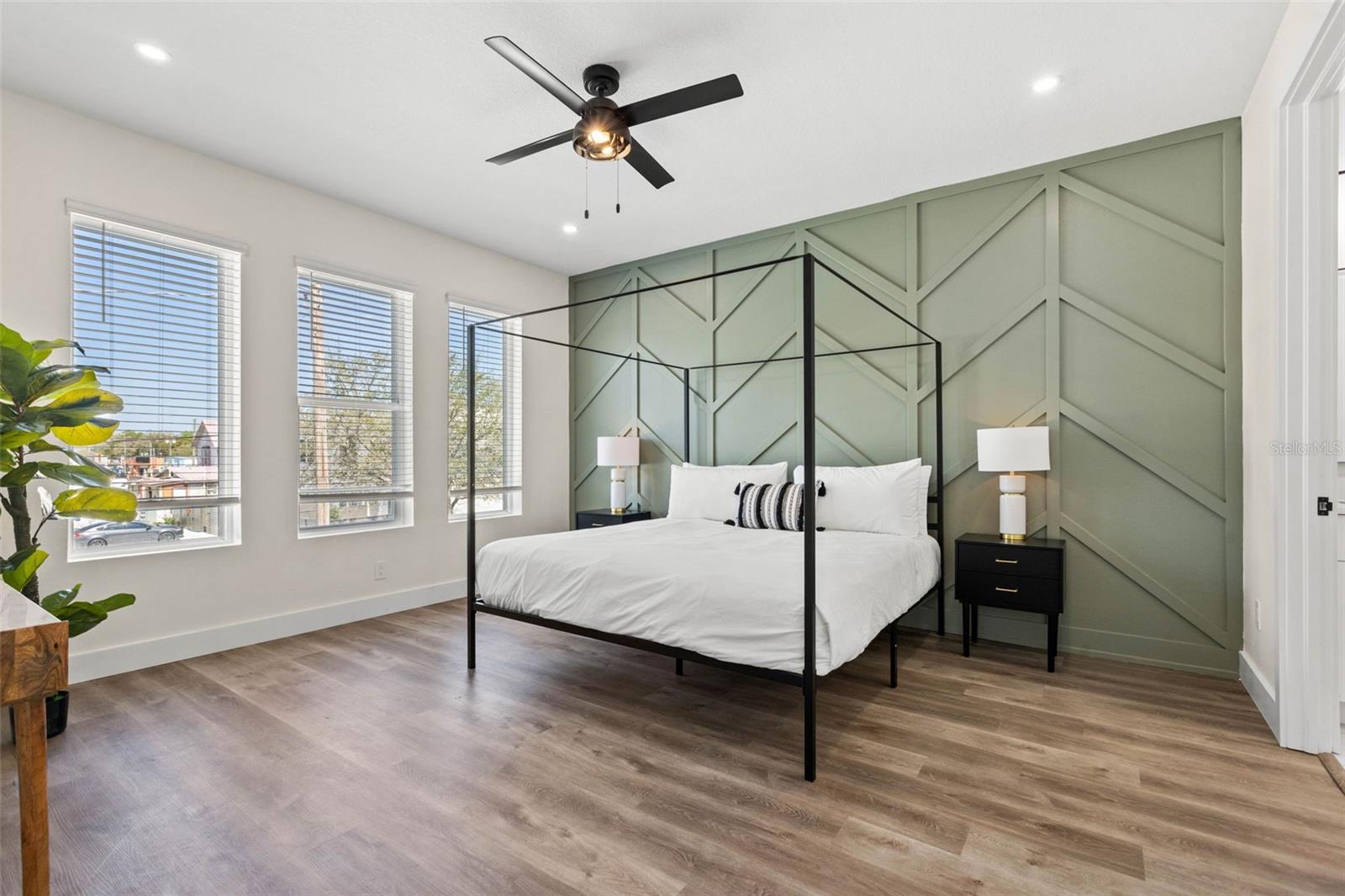 WILLOW TERRACE TWNHMS 8 - Residential Lease