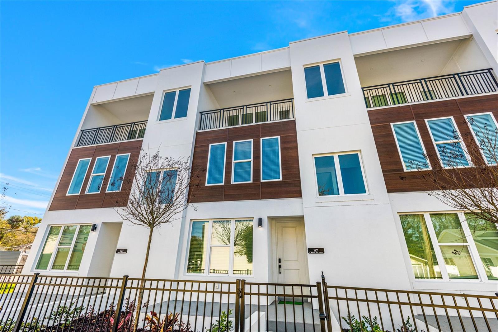 WILLOW TERRACE TWNHMS 8 - Residential Lease