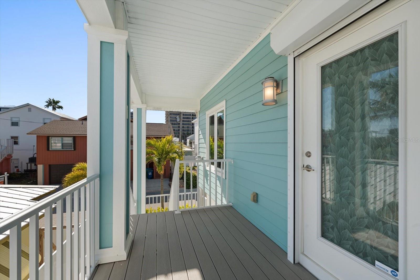 PENGUIN CABANA SUB - Residential